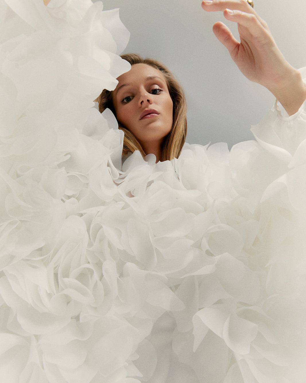 SELEZZA LONDON ホワイト ミディドレス オフショルダー フリル